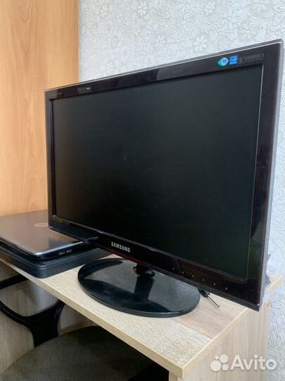 Монитор samsung
