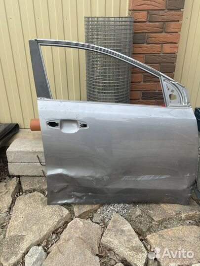 Дверь передняя правая kia sportage 4