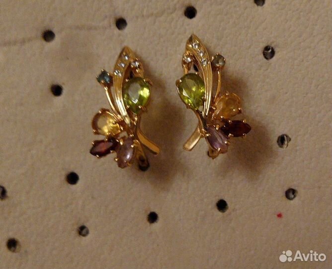 Золотые серьги