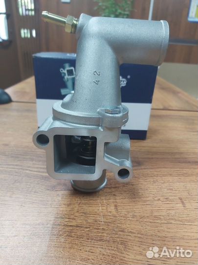 Корпус термостата змз 405, 406 Евро-2 в сборе