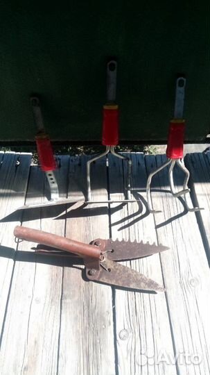 Садово огородный инструмент