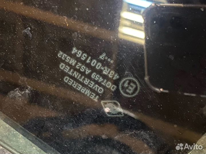 Стекло задней двери kalina