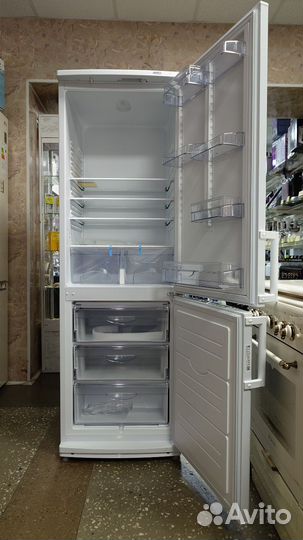 Холодильник новый