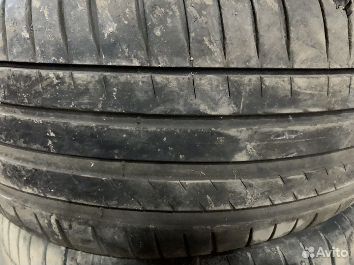 Michelin Pilot Sport 4 255/40 R18 111