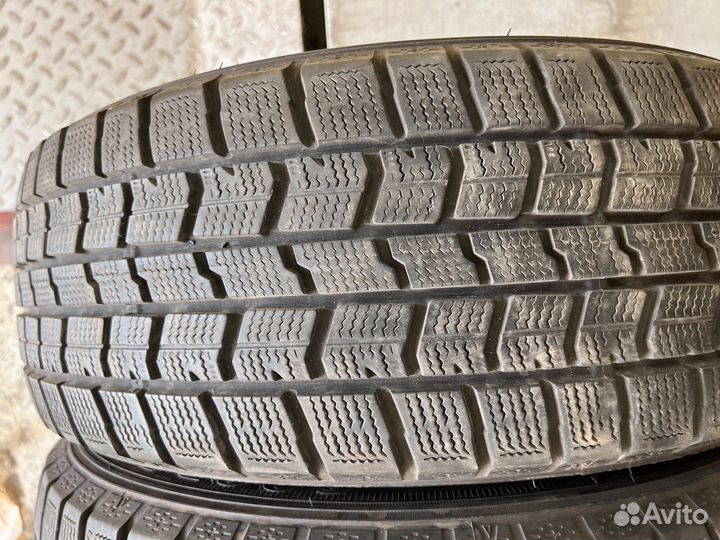 Goodyear Ice Navi 7 215/55 R17 94Q
