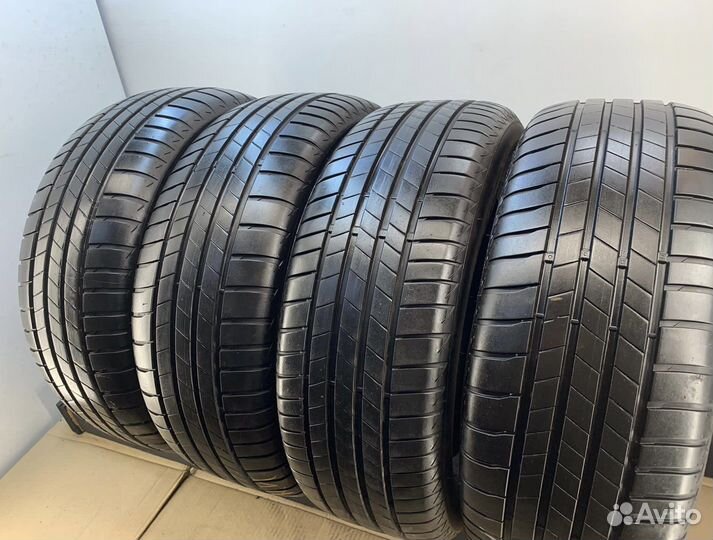 Bridgestone Turanza T005 215/55 R17