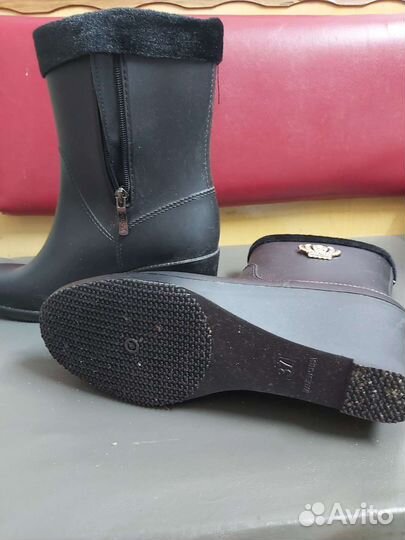 Резиновые ботинки 37