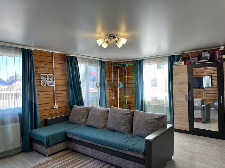 Дом 100 м² на участке 4,5 сот.