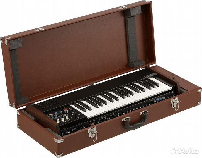 Синтезатор аналоговый Korg minikorg 700FS