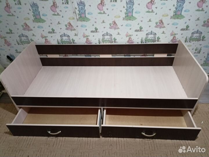 Кровать детская