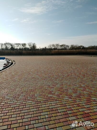 Укладка асфальта / тротуарной плитки / бетона