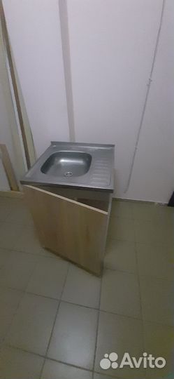 Кухонная мойка с тумбой бу 1500 р