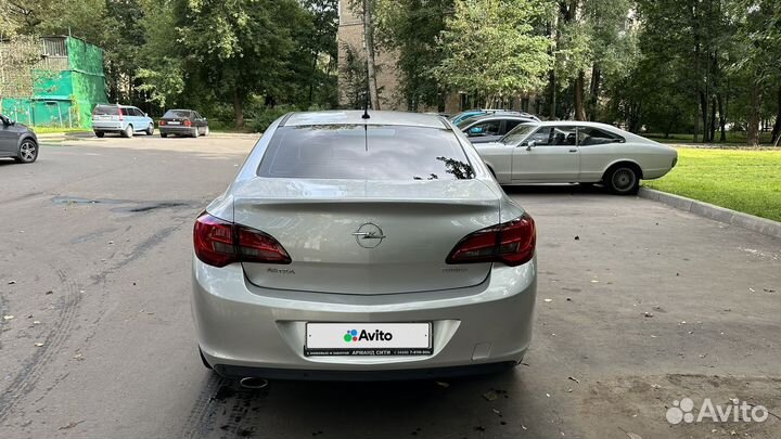 Opel Astra 1.4 AT, 2013, 49 483 км