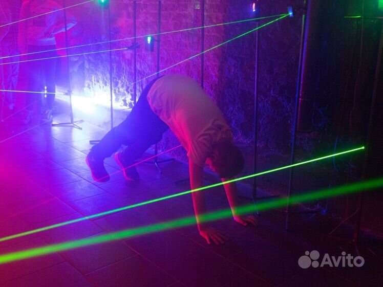 Световое шоу на праздник. Лазер ленд волгоград. Laser волгоград. Laser волгоград. Лермонтова 31 волгоград лазертаг.