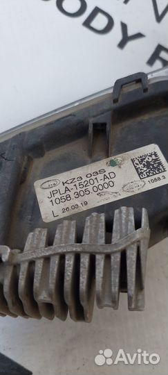 Фара противотуманная левая Jaguar F-Pace jpla15201