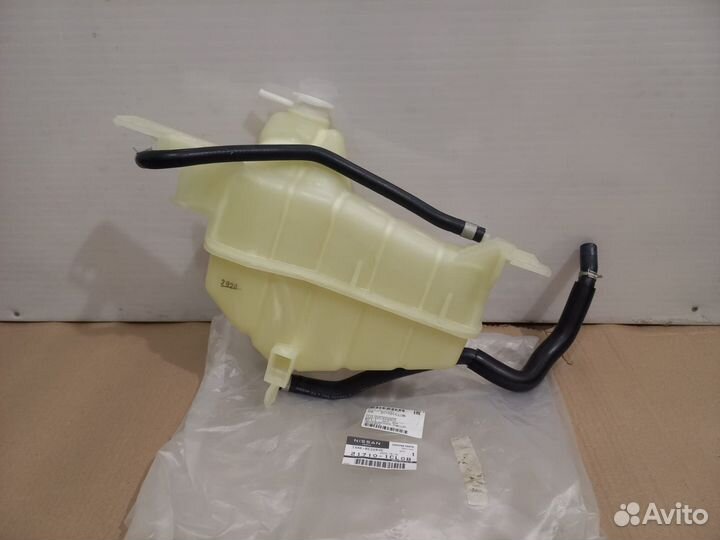 Бачок расширительный на Infiniti Fx Qx70 S51