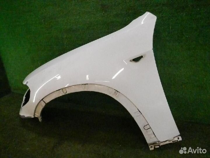Крыло переднее левое BMW X5