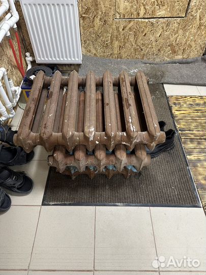 Батарея чугунная