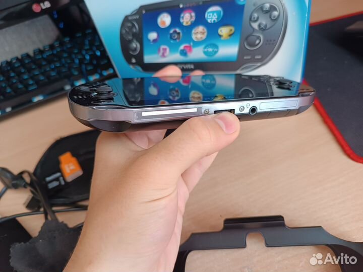 Sone playstation Vita PCH-1006 Crystal Black