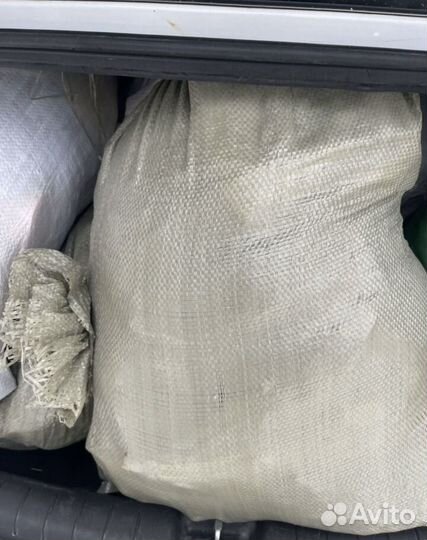 Мешки с вещами