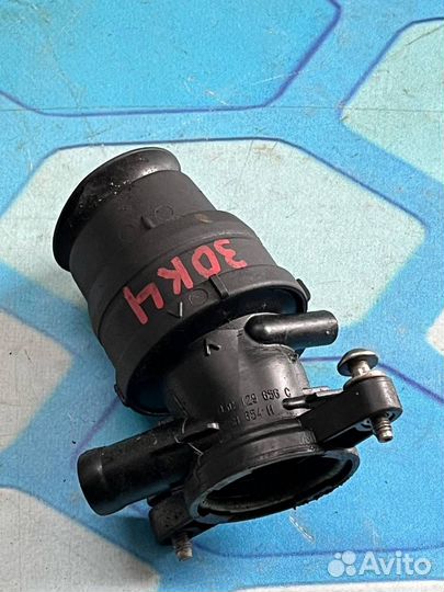 Коллектор впускной 03C129656C