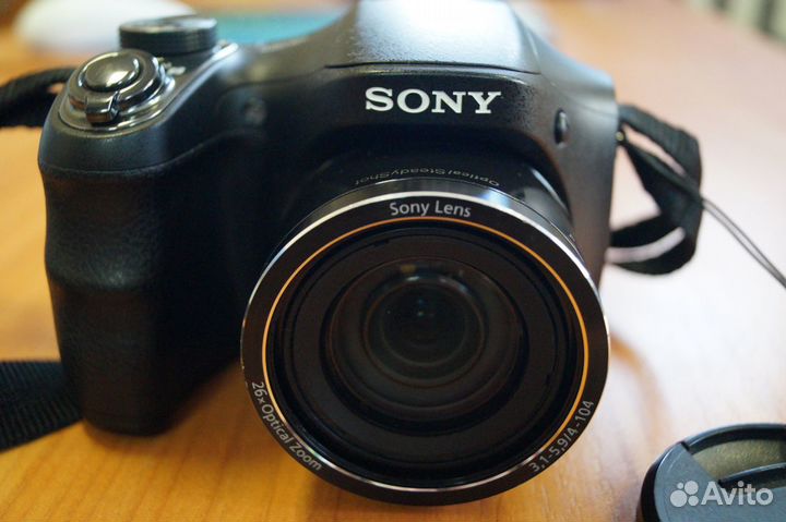 Фотоаппарат Sony Cyber-shot DSC-H200