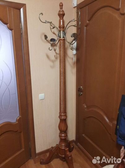 Вешалка напольная