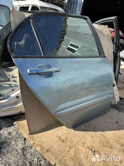 Задняя правая дверь Mitsubishi Lancer 9