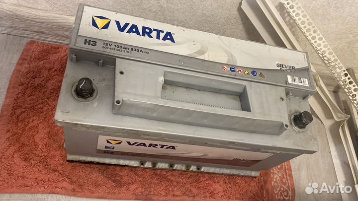 Аккумуляторная батарея Varta 100ач