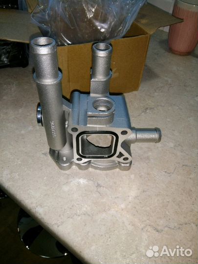 Корпус термостата Шевроле Авео, Круз,орландо,опель