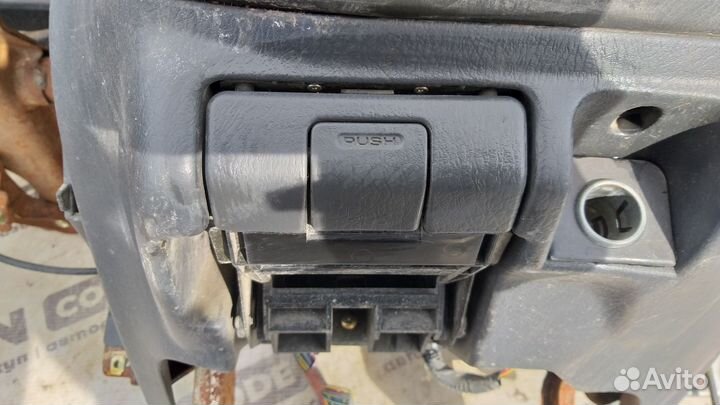 Пепельница передняя Honda Civic 6