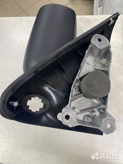 Зеркало правое Ford с 2000