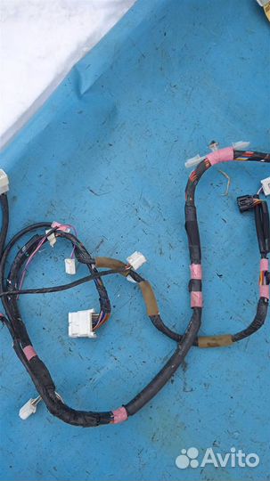 Проводка (коса) передней левой двери Toyota RAV 4