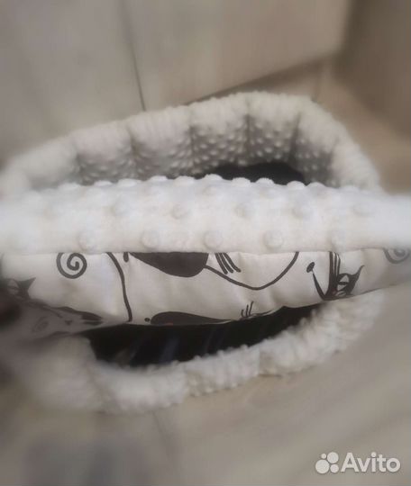 Лежанка для животных новые