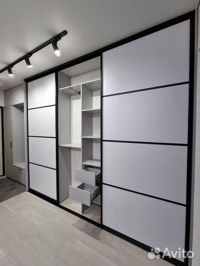 Стенка в гостиную