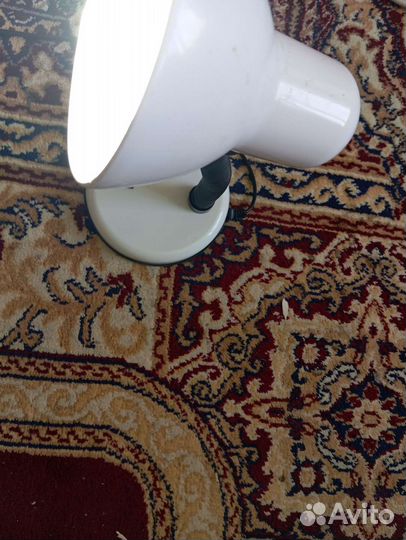 Лампа настольная