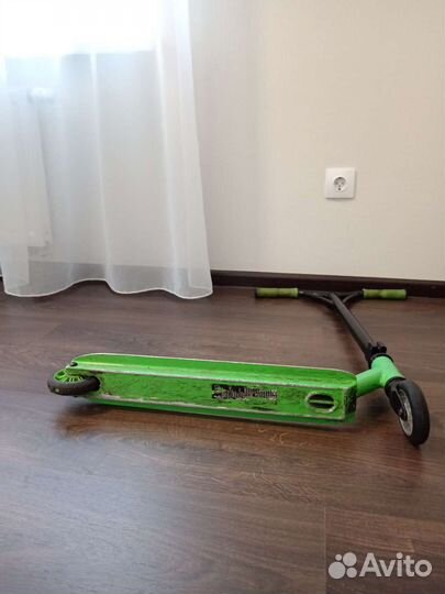 Трюковой самокат