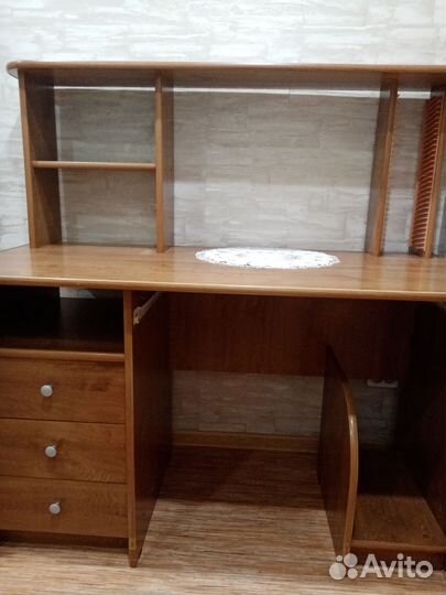 Компьютерный - письменный стол бу