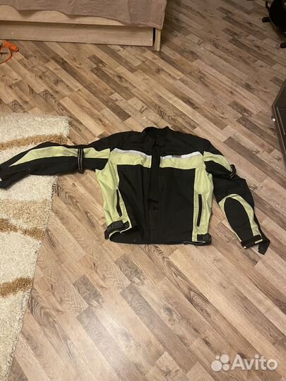 Мотокуртка