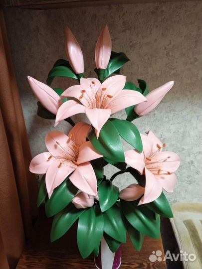 Светильник лилия