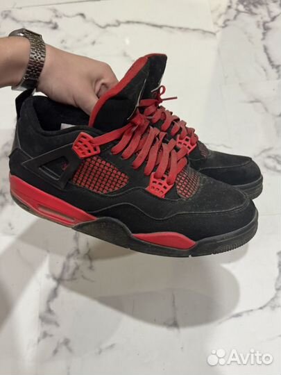 Jordan 4 red thunder