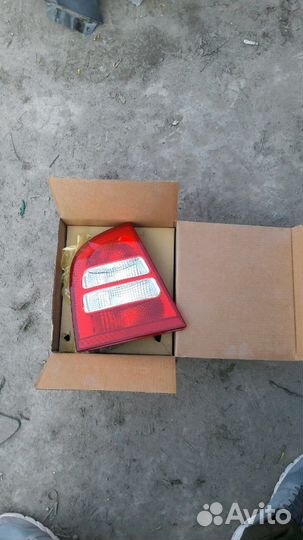 Фонарь шкода актавия новый
