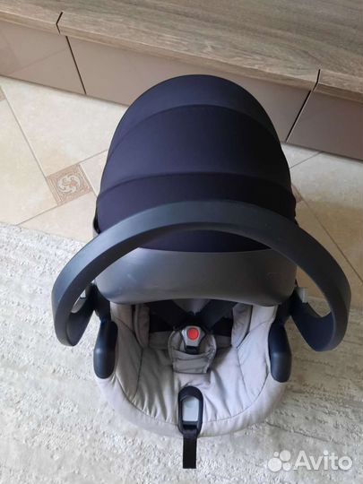 Автолюлька stokke