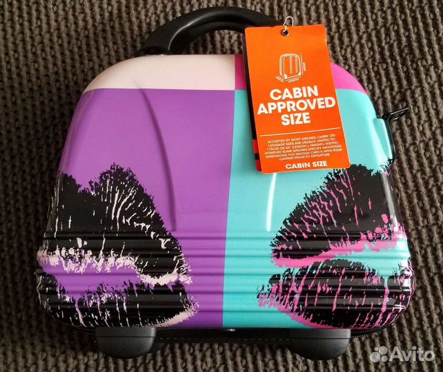 Бьюти-кейс от модного бренда IT luggage