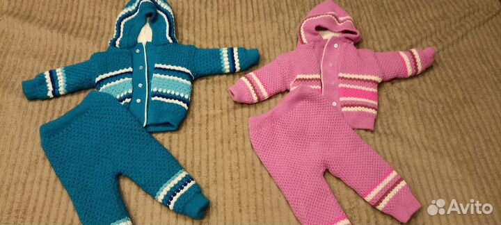 Вязаные костюмы для двойни