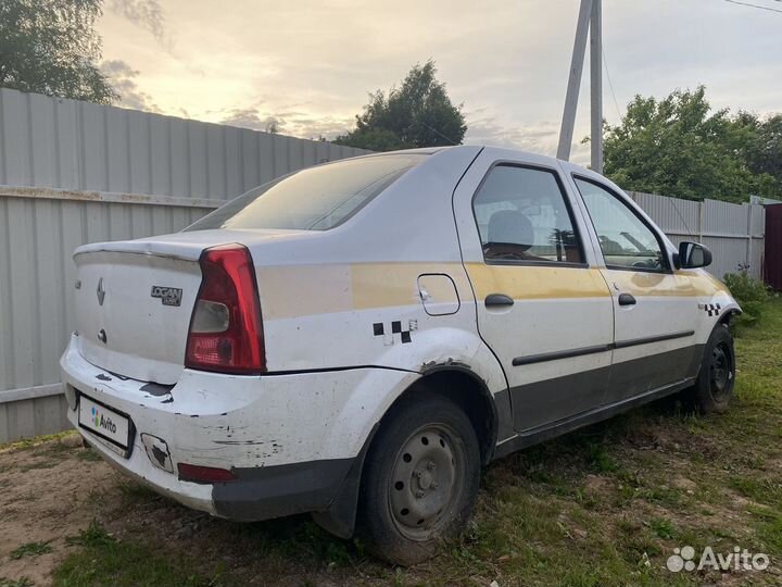 Renault Logan 1.4 МТ, 2010, битый, 150 000 км