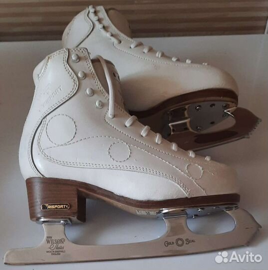 Коньки Risport Royal Super 235 (22,5 см) Gold Seal