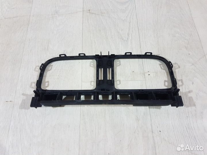 Накладка дефлектора Volkswagen polo 2013