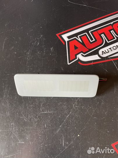 Дисплей парктроника задний Volkswagen Touareg 7L