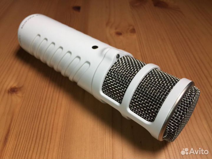 Микрофон Rode podcaster